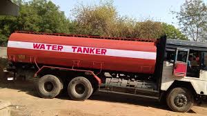 Waiting for water tanker in Talwade | तळवाडेला पाण्याच्या टॅँकरची प्रतीक्षा