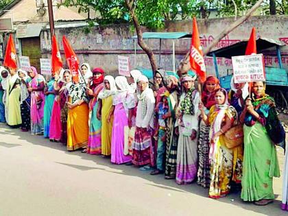 Anganwadi workers' rally to protest against 'that' incident | ‘त्या’ घटनेच्या निषेधार्थ अंगणवाडी सेविकांचा मेळावा