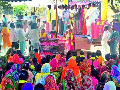 Front of the Wadar community in Umarkhed | वडार समाजाचा उमरखेडमध्ये मोर्चा