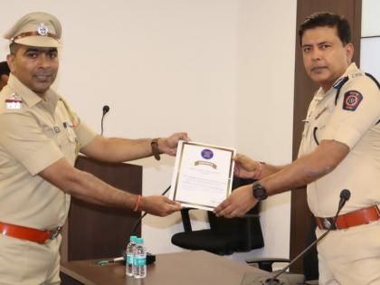 Appreciation of the officers who have performed excellently in solving crimes | उत्कृष्ट कामगिरी करत गुन्ह्यांची उकल करणाऱ्या अधिकाऱ्यांचा सत्कार 