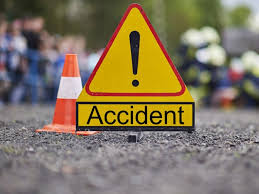 Child dies in two-wheeler collision | दुचाकींच्या धडकेत बालकाचा मृत्यू