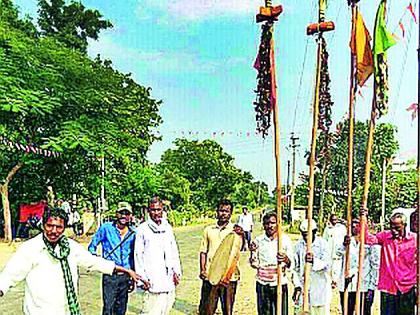 The tradition of shield worship is always in place | ढाल पूजनाची परंपरा कायमच