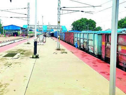 When will the passenger train be unlocked? | पॅसेंजर रेल्वे अनलॉक कधी होणार?