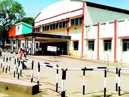 Corona effect on Gondia railway station | गोंदिया रेल्वेस्थानकावर कोरोना इफेक्ट