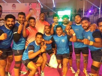 Gaurav, the winner of the National Kabaddi Tournament in Pune | राष्ट्रीय कबड्डी स्पर्धेतील विजेत्या महाराष्ट्र संघाचा पुण्यात गौरव