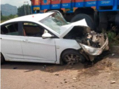 Seven injured in truck and car accident | ट्रक व कार अपघातात सातजण जखमी