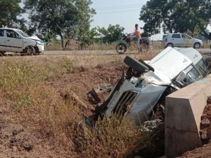Accident near Samsherpur Fateh | समशेरपूर फाट्याजवळ अपघात Accident near Samsherpur Fateh | समशेरपूर फाट्याजवळ अपघात