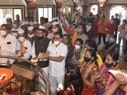 Presence of devotees in temples | मंदिरांमध्ये भविकांची उपस्थिती Presence of devotees in temples | मंदिरांमध्ये भविकांची उपस्थिती