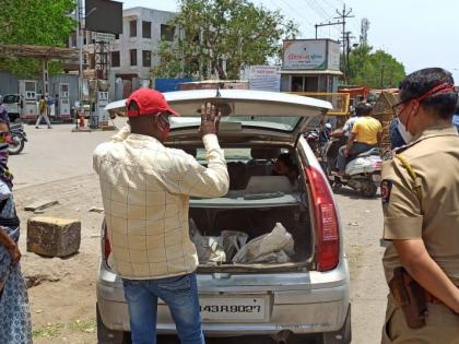 Police action mode in Yeola | येवल्यात पोलीस अ‍ॅक्शन मोडवर