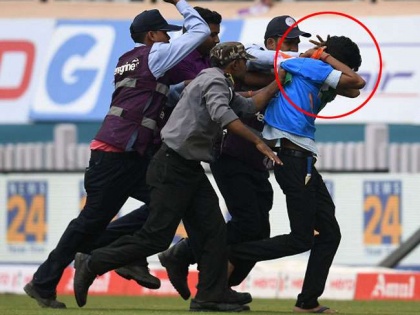 India Vs South Africa, 3rd Test: Security guards beaten fan in the ground ... | India Vs South Africa, 3rd Test : मैदानात घुसलेल्या चाहत्याला सुरक्षारक्षकांनी धु धु धुतला...