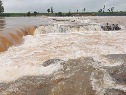 Rains in Kolhapur district | कोल्हापूर जिल्ह्यात पावसाची रिपरिप, बारा बंधारे पाण्याखाली