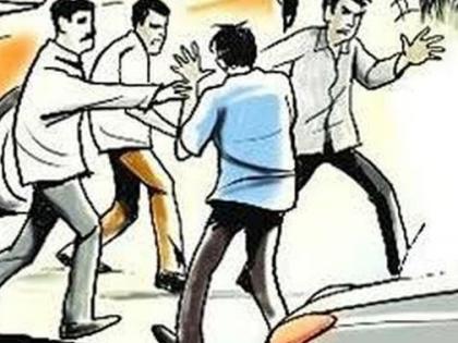 Washing of the two in the Zilla Parishad | जिल्हा परिषदेत दोघांची धुलाई Washing of the two in the Zilla Parishad | जिल्हा परिषदेत दोघांची धुलाई