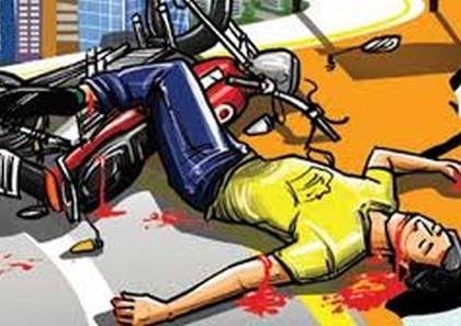 One killed on spot | दुचाकींच्या धडकेत एकजण जागीच ठार One killed on spot | दुचाकींच्या धडकेत एकजण जागीच ठार