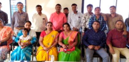Alumni get-together in Nandurbar | नंदुरबारात माजी विद्यार्थ्यांचा स्नेहमेळावा