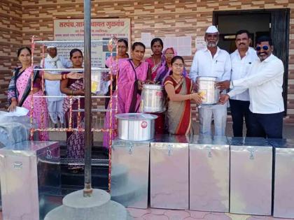  Assistance to Anganwadis from Gulvanch Gram Panchayat | गुळवंच ग्रामपंचायतीकडून अंगणवाड्यांना मदत