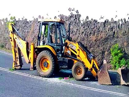 'Indravani saddle' rested on 'moon's abyss' | ‘चंद्रभागेचा अभंग’ विसावला ‘इंद्रायणी काठी’