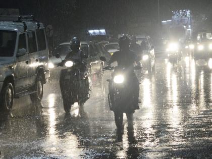 rain may be hurdle in elections; Chance of heavy rain in the afternoon | निवडणुकीवर पावसाचे सावट ; पुण्यात दुपारनंतर जाेरदार पावसाची शक्यता