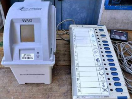 Vandalism of EVMs in government godown, batteries looted; A case has been registered against unknown person in Deopur police | शासकीय गोदामातील ईव्हीएमची तोडफोड, बॅटऱ्या लंपास; देवपूर पोलिसात अज्ञाताविरुद्ध गुन्हा दाखल