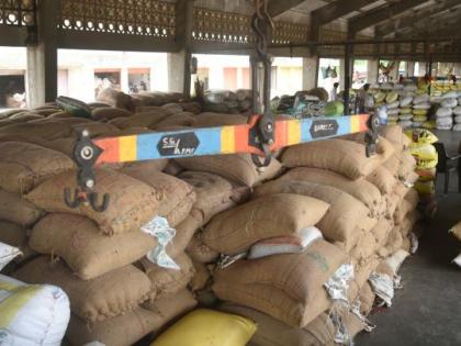 Opposition to GST on non-branded grains; Transactions worth Rs. 50 crores stopped | नॉनब्रँडेड धान्यावरील जीएसटीला विरोध; ५० कोटी रुपयांचे व्यवहार ठप्प