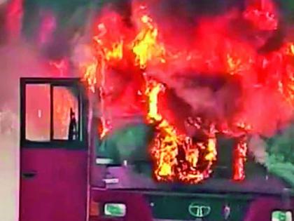 The Burning Bus in Nagpur; The driver's foresight prevented a major accident |  नागपुरात भरदुपारी द बर्निंग बस; चालकाच्या प्रसंगावधानामुळे मोठी दुर्घटना टळली 