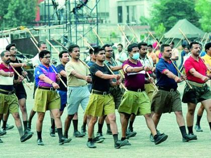 Farmers, teachers, engineers and doctors are also trainees in the third year class of the RSS | रा.स्व. संघाच्या तृतीय वर्ष वर्गात शेतकरी, शिक्षक, अभियंता आणि डॉक्टरदेखील प्रशिक्षणार्थी