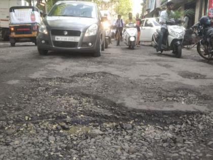 Due to development works, potholes and intersections in the sub-capital, the traffic was delayed for three hours | उपराजधानीतील विकास कामे, खड्डे अन् चौकामुळे वाहतुकीचे वाजले तीनतेरा