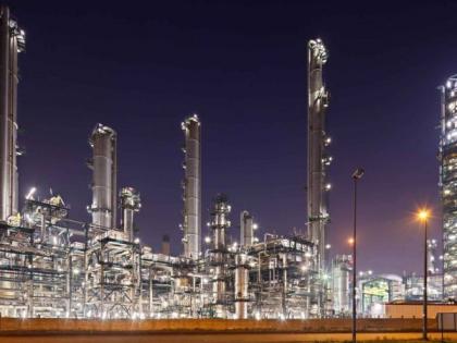 Petrochemical complex-refinery is more feasible in Nagpur than Ratnagiri | रत्नागिरीपेक्षा नागपुरातच पेट्रोकेमिकल कॉम्प्लेक्स-रिफायनरी व्यवहार्य