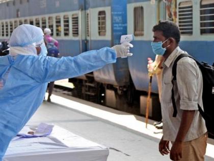 Big news; It is mandatory to test the corona for traveling by train in a foreign country | मोठी बातमी; परराज्यात रेल्वेने प्रवास करण्यासाठी कोरोनाची टेस्ट करणे बंधनकारक