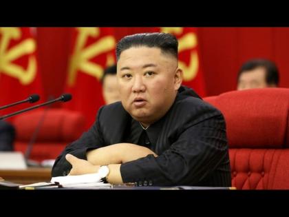 Kim Jong Un : Expensive liquor cigarettes wrapped in gold foil and royal train Kim Jong Un's expensive hobbies will surprise | महागडी दारू, सोन्याचा मुलामा असलेली सिगारेट; किम जोंग उनची हैराण करणारी लाइफस्टाईल...