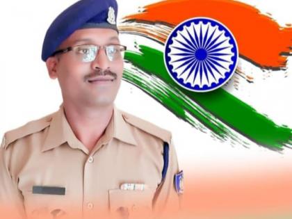 Shocking; Jawan Vitthal Khandekar from Kasarwadi in Barshi taluka was martyred | धक्कादायक; बार्शी तालुक्यातील कासारवाडीतील जवान विठ्ठल खांडेकर यांना वीरमरण