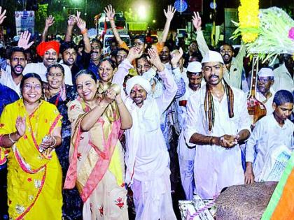 Welcome to the Goddess Rukmini Palkhi | देवी रुख्मिणीच्या पालखीचे जंगी स्वागत