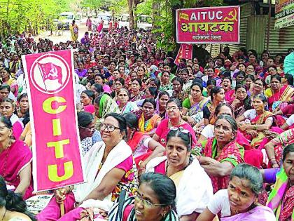 Anganwadi workers strike | अंगणवाडी कर्मचाऱ्यांची धडक Anganwadi workers strike | अंगणवाडी कर्मचाऱ्यांची धडक