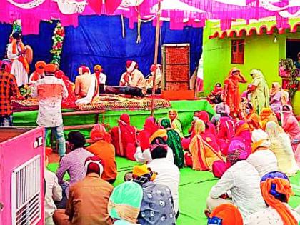 Breaking the rules of lockdown, marriage, the bridegroom was fined Rs 50,000 | लॉकडाऊनचे नियम तोडून विवाह, वधुपित्याला ठाेठावला ५० हजारांचा दंड Breaking the rules of lockdown, marriage, the bridegroom was fined Rs 50,000 | लॉकडाऊनचे नियम तोडून विवाह, वधुपित्याला ठाेठावला ५० हजारांचा दंड