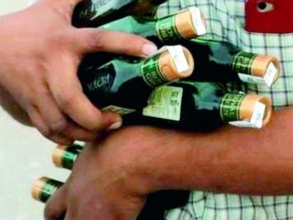 Counterfeit liquor dangerous to the health of citizens in the district | जिल्ह्यातील नागरिक पिताहेत आराेग्यास घातक बनावट दारू