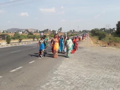 Tribal Women's Handa Morcha | आदिवासी महिलांचा हंडा मोर्चा