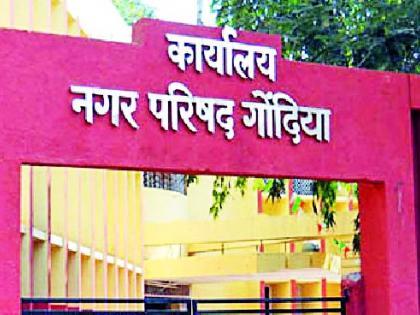 Confusion over the rampart of the corporation | पालिकेच्या ढिसाळ काराभारावरून गोंधळ