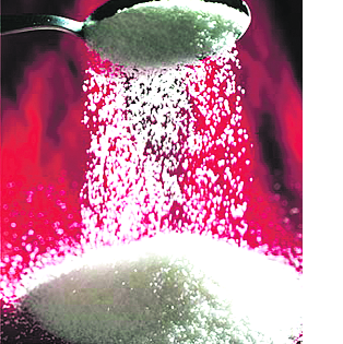 Banks in the wrong place stuck after the lifting of sugar | साखरेची उचल थांबल्याने बँका अडकल्या दुष्टचक्रात