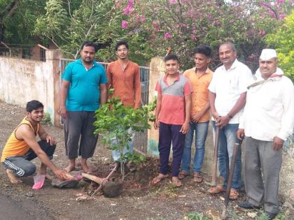 Launch the "One Person One Tree" campaign | "एक व्यक्ती एक वृक्ष" अभियानास प्रारंभ