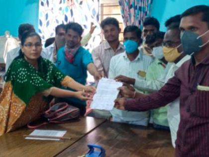 Grain Procurement Center should be started by Tribal Development Board | आदिवासी विकास मंडळातर्फे धान्य खरेदी केंद्र सुरू करावे Grain Procurement Center should be started by Tribal Development Board | आदिवासी विकास मंडळातर्फे धान्य खरेदी केंद्र सुरू करावे
