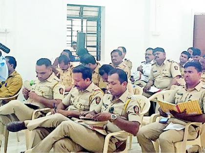 Quota law training for the police personnel | पोलीसदादांना कोटपा कायद्याचे प्रशिक्षण