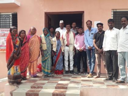 Tarabai Sadgir as Deputy Panch of Naigavhan | नायगव्हाणच्या उपसरपंचपदी ताराबाई सदगीर Tarabai Sadgir as Deputy Panch of Naigavhan | नायगव्हाणच्या उपसरपंचपदी ताराबाई सदगीर