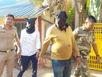 2 Alleged Journalists Arrested For Taking Extortion In Illegal Construction | बेकायदा बांधकामात खंडणी घेताना २ कथित पत्रकारांना अटक