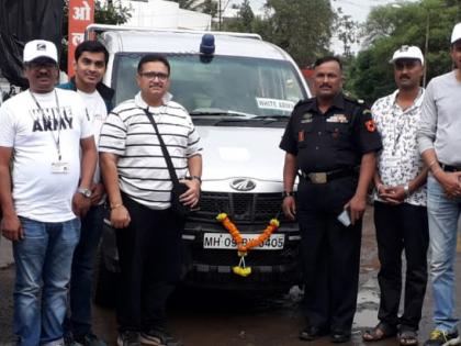 Kolhapur: 'White Army' team ready for immersion procession | कोल्हापूर : विसर्जन मिरवणुकीसाठी ‘व्हाईट आर्मी’चे पथक सज्ज