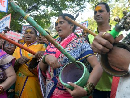 Goddess Soti-Chaunde's Front was shot in Kolhapur | कोल्हापूरात देवदासींनी काढला सुती-चौंडके मोर्चा