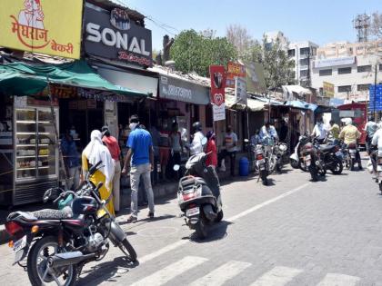 Restrictions on time for sale of milk along with shops in Nashik | नाशिकमध्ये दुकानांबरोबरच दुध विक्रीच्या वेळेवर निर्बंध