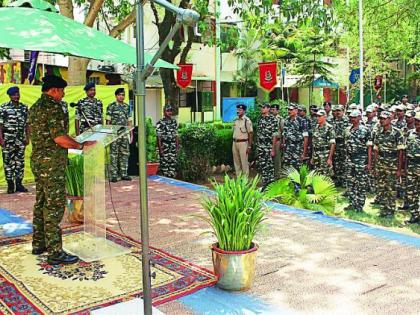 CRPF celebrates anti terrorism day | सीआरपीएफने साजरा केला दहशतवादविरोधी दिन CRPF celebrates anti terrorism day | सीआरपीएफने साजरा केला दहशतवादविरोधी दिन