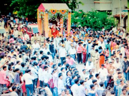 In the flame of the Vitthal temple of Pandharpur, | पंढरपूरच्या विठ्ठल मंदिरातील ज्योत आरमोरीत