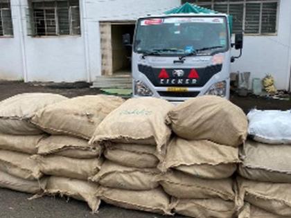 Gutka worth Rs 13 lakh seized | १३ लाखांचा गुटखा जप्त Gutka worth Rs 13 lakh seized | १३ लाखांचा गुटखा जप्त