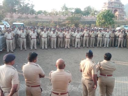 Police Punk at the spot for the closure of Kisan Morcha | किसान मोर्चाच्या बंदोबस्तासाठी ठिकठिकाणी पोलीस कुमक