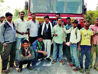 For the first time after independence, the bus was coming to Govindpur village | स्वातंत्र्यानंतर पहिल्यांदाच आली गोविंदपूर गावात बस